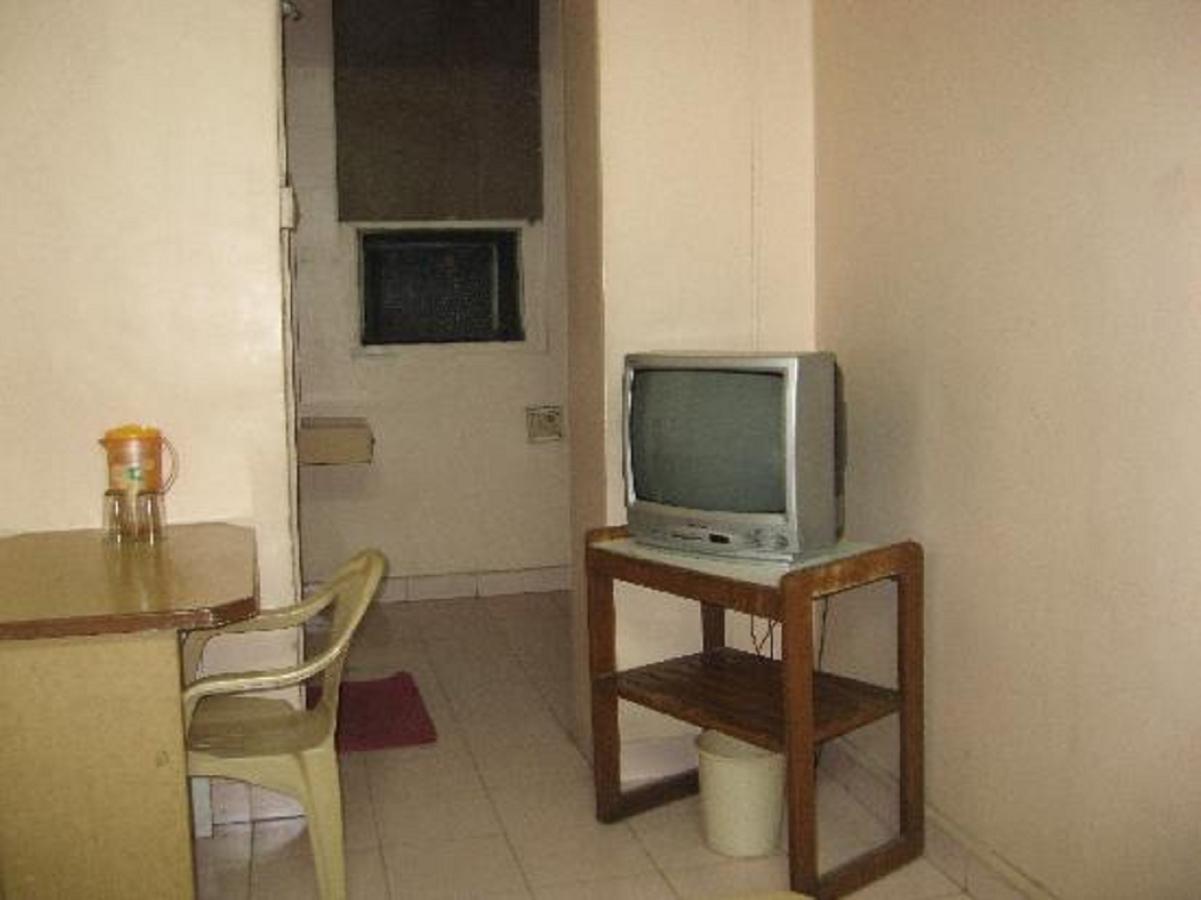 Hotel Rajdeep プネ エクステリア 写真