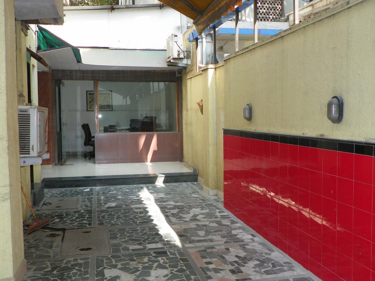 Hotel Rajdeep プネ エクステリア 写真